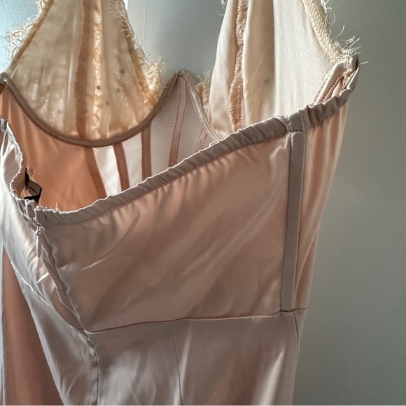 GoodTime USA Light Pink Corset Halter Maxi Dress Women’s Size Medium NWT Prom - Picture 13 of 16